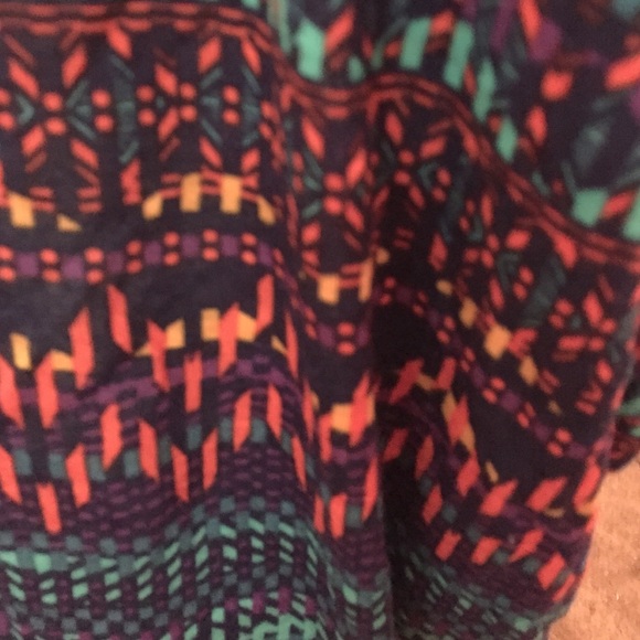 Multi colored short sleeve blouse - Picture 3 of 4