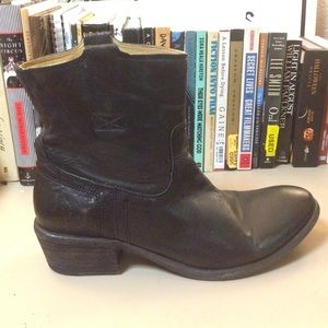 FRYE Boots - Black Leather