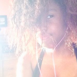 Meet your Posher, Katelynn