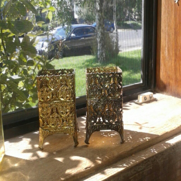 Vintage perfume bottles - Picture 2 of 3