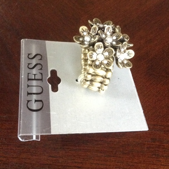 Guess Ring ! - Picture 2 of 2