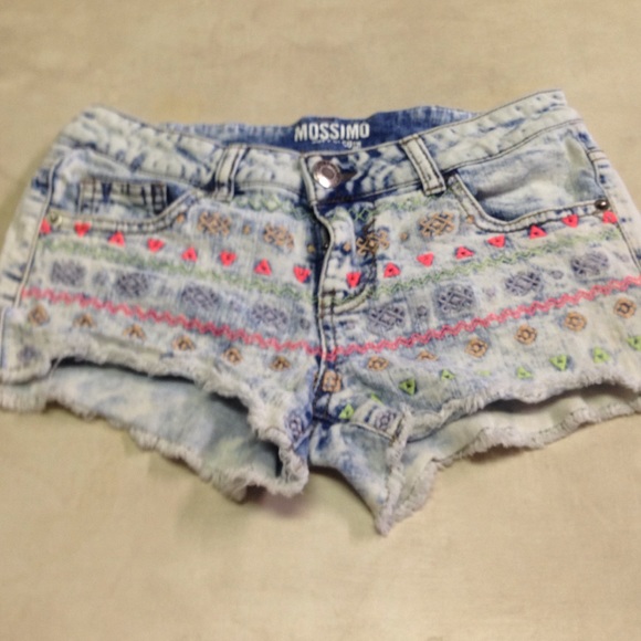 Decorative shorts