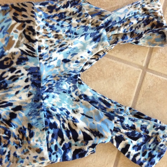 Top - Picture 3 of 3