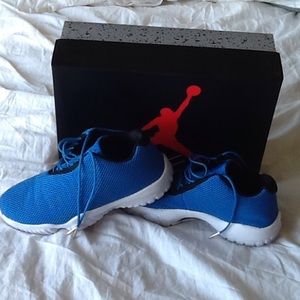 Blue Mesh Air Jordan's size 8 (size 9 in woman)