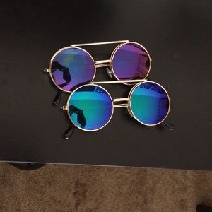 Mirrored sunnies