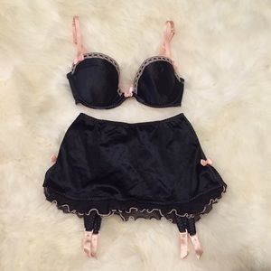 Victoria's Secret Bra & Garter Set