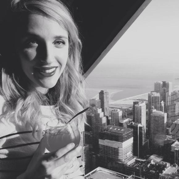 Meet your Posher, Michaela - Picture 1 of 1