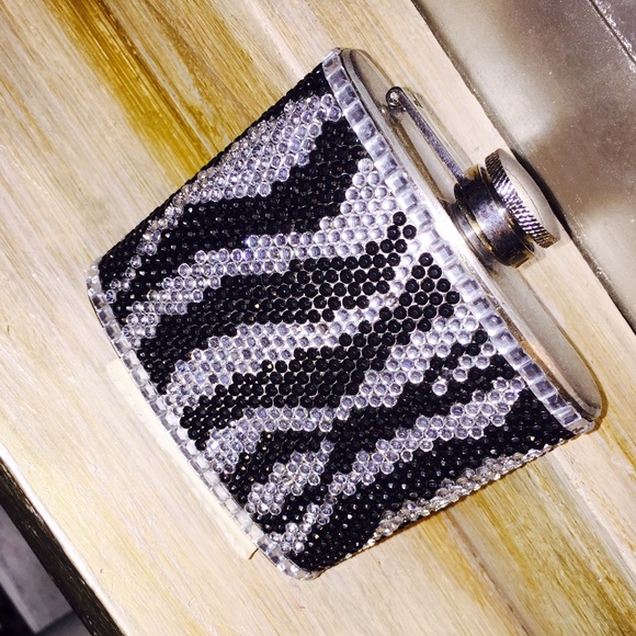 Bling Rhinestone Flask Zebra Womens NWT Crystal