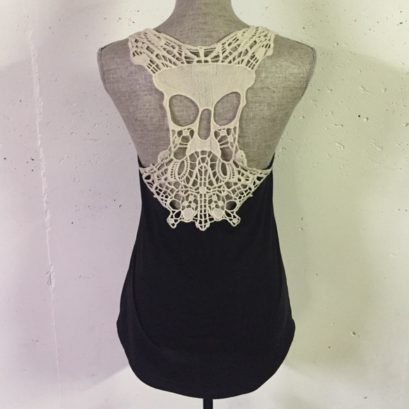Hot Topic Teenage Runaway Crochet Tank - Picture 2 of 4