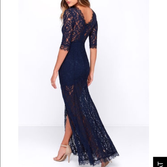 Blue lace dress - Picture 3 of 3