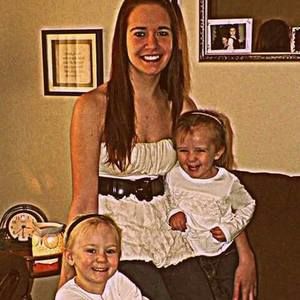 Meet your Posher, Caitlyn