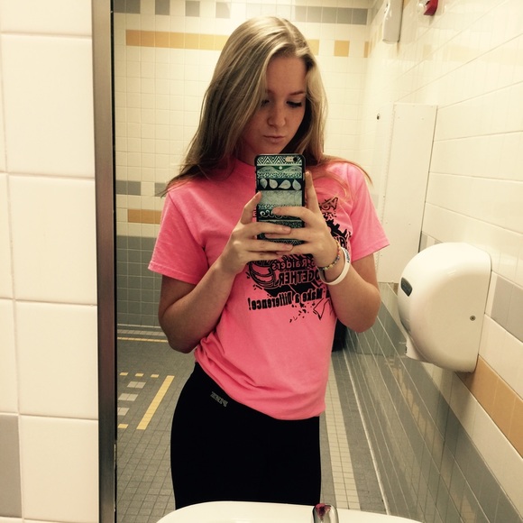 Meet your Posher, Ashley - Picture 1 of 1