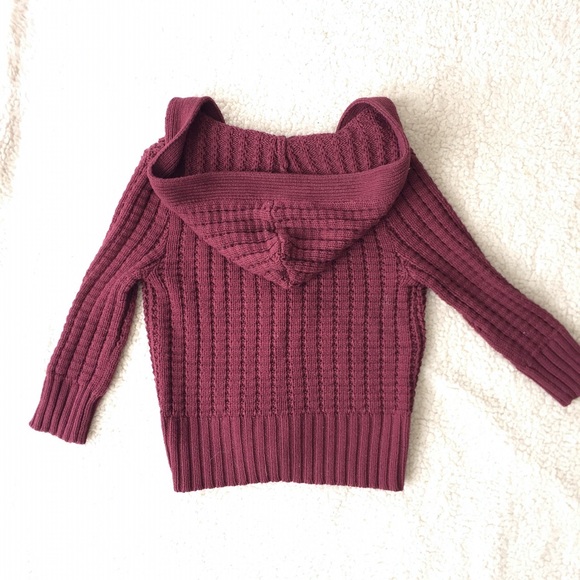 Burgundy wine red cable knit hooded cardigan - Picture 3 of 3
