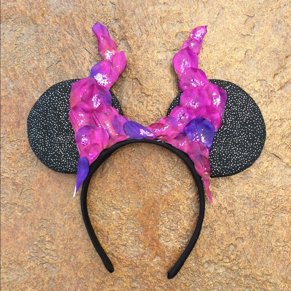 Disney themed Minnie Mouse ears