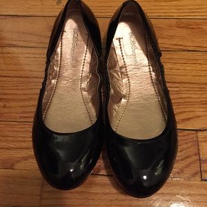 BCBG generation black ballet flats