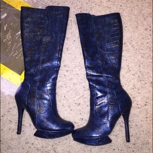 Dark blue knee-length boots size 6