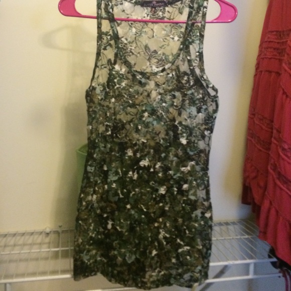 Floral lace tank - Picture 3 of 3