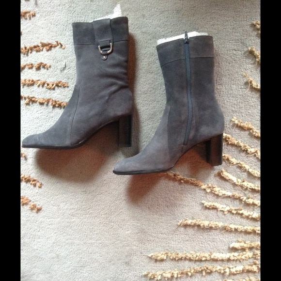 Vigotti Gray Suede Boots NWOT