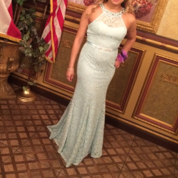 Beautiful baby blue lace dress - Picture 2 of 3