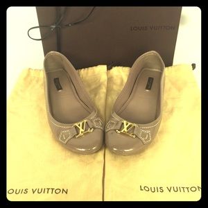 Elegant Beige Louis Vuitton Flats
