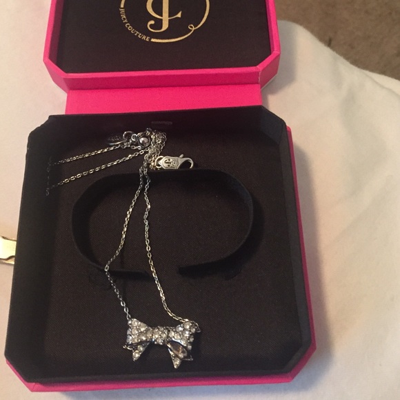 Rhinestone bow Juicy couture necklace