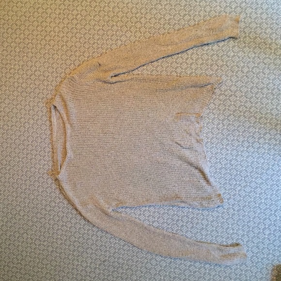 Brandy Melville sweater