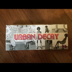 Urban decay roller girl palette