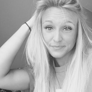 Meet your Posher, Alyssa