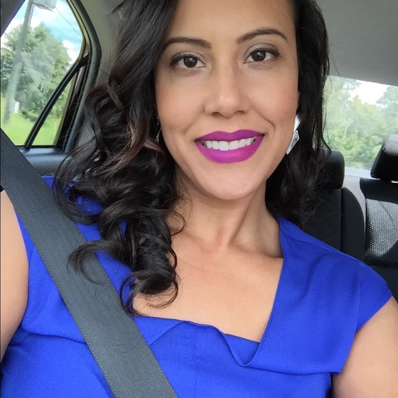 Meet your Posher, Lizandra - Picture 1 of 1
