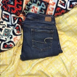 regular kick boot aeo jeans (slightly distressed)