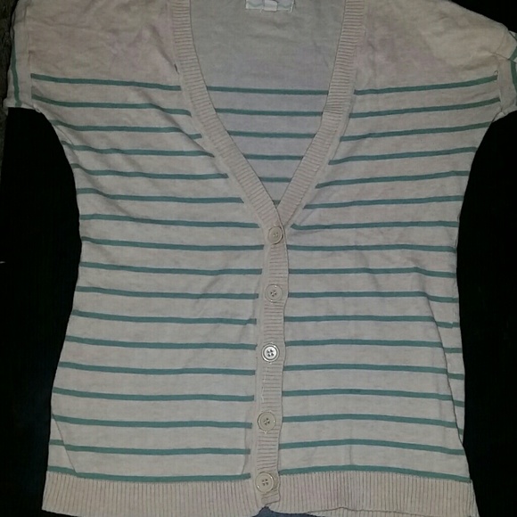 sold! Pink Rose Cardigan - Picture 2 of 4