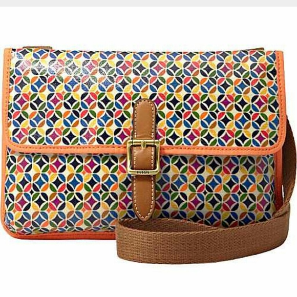 Fossil keyper crossbody NWOT