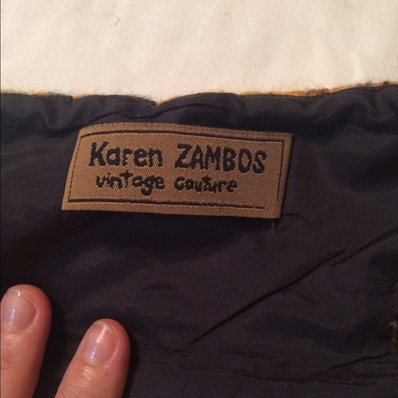 Mini skirt - Picture 2 of 3