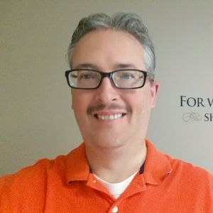 Meet your Posher, Larry