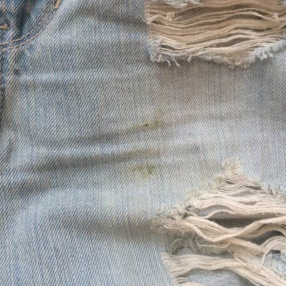 Hollister distressed mid rise boyfriend Jean - Picture 2 of 3