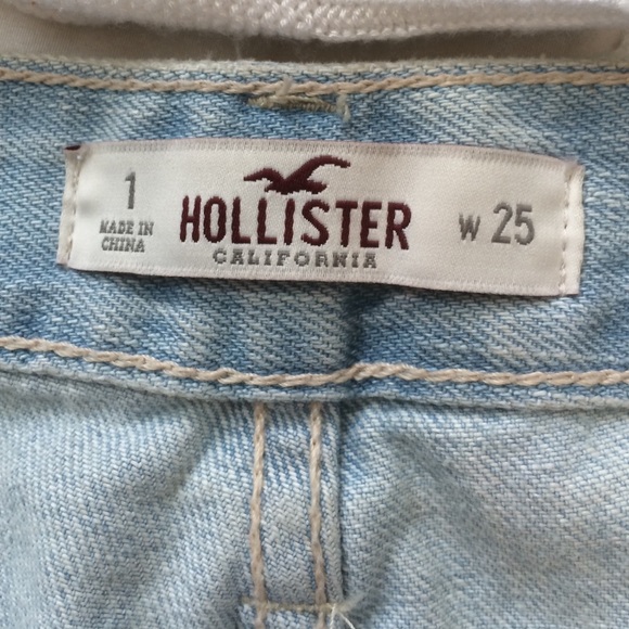 Hollister distressed mid rise boyfriend Jean - Picture 3 of 3