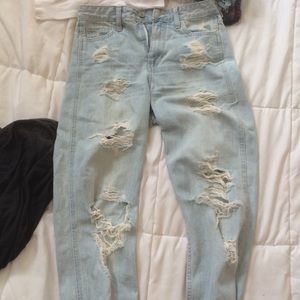 Hollister distressed mid rise boyfriend Jean