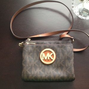 Michael Kors cross body