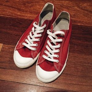 Muji cotton sneaker