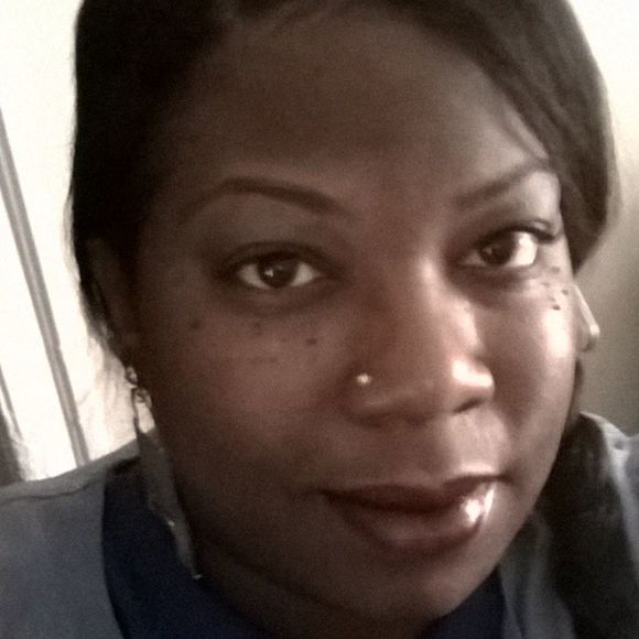 Meet your Posher, Bernadine - Picture 1 of 1