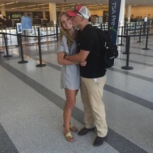 Meet your Posher, Shea