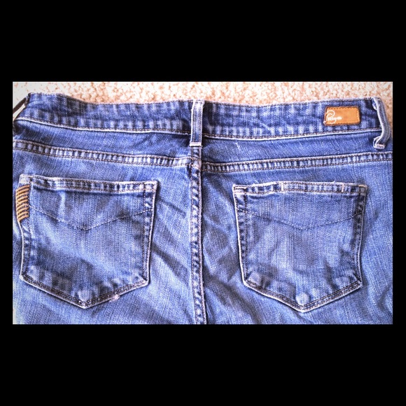 Paige Jeans Size 31/inseam 30"/ Rise 8"