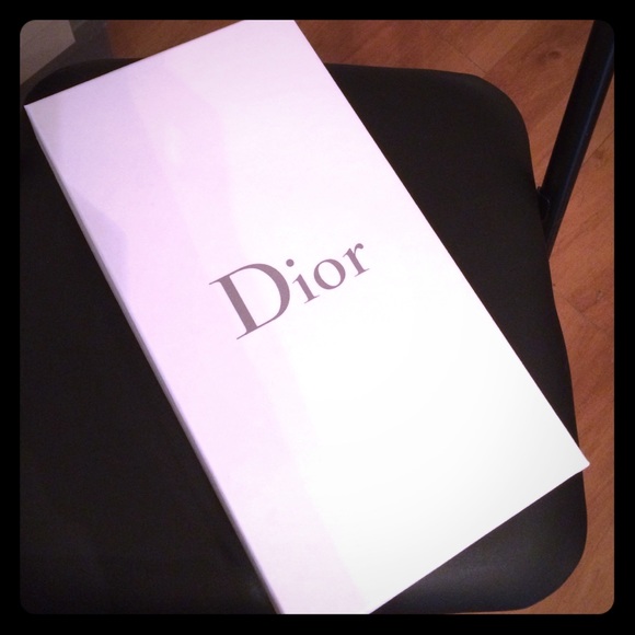 Dior shoes box