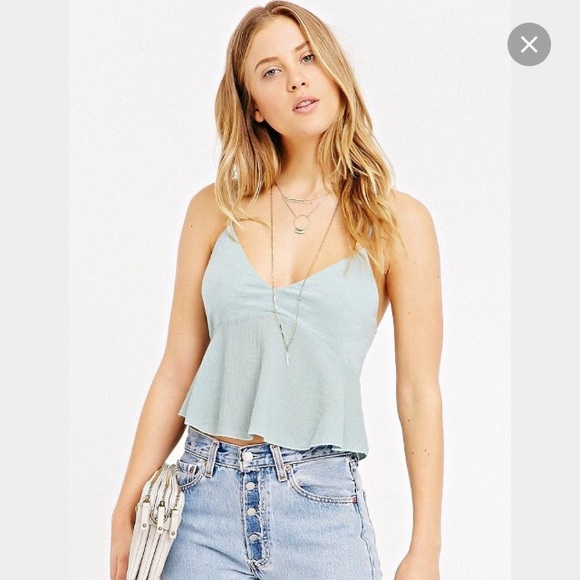 Urban outfitters Kimchi Blue flutter top