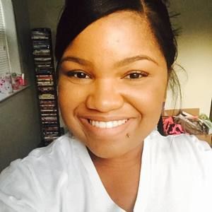 Meet your Posher, Monique