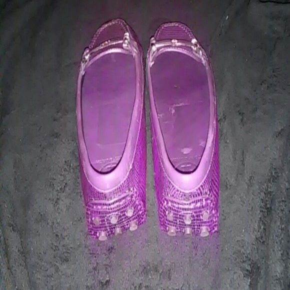 SOLD......Tory Burch - Picture 2 of 4