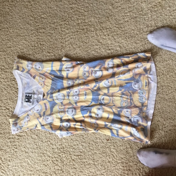 Cute despicable me minion shirt. Never worn