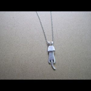HANG IN THERE, BABY! 925 Silver Matte Cat Necklace