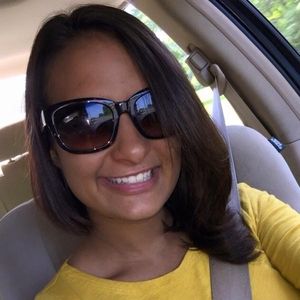 Meet your Posher, Falon