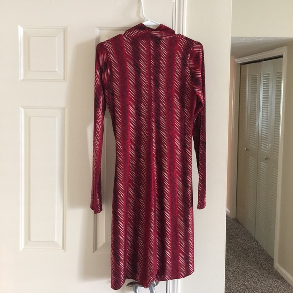 Dress - Picture 3 of 3